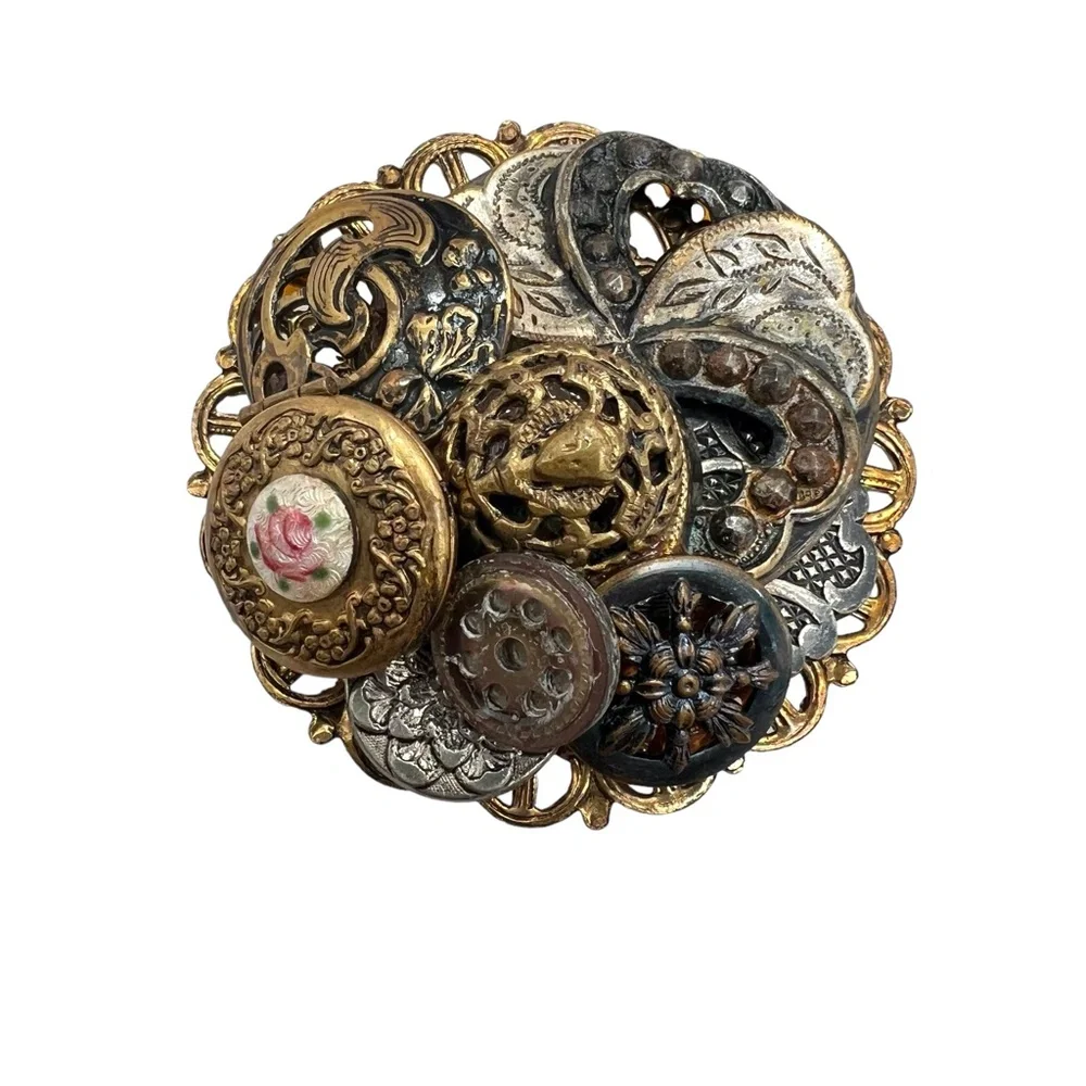 VINTAGE 3D BROOCH WITH WORKING LOCKET, HEARTS, & BUTTONS - NO PIN